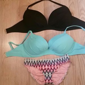 Nwt Victoria Secret bikini 34DDD(fits 36DD) medium
